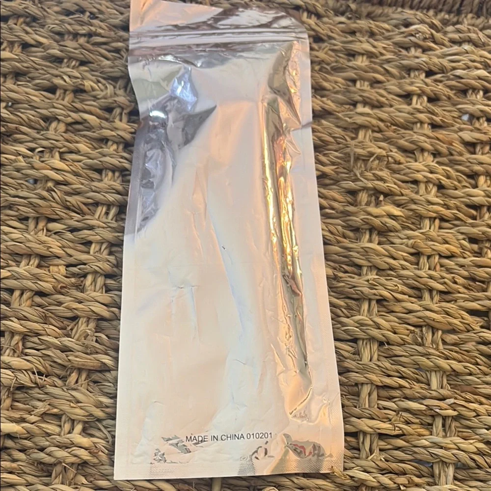 F.A.R.A.H. Rose Gold Makeup Brush Duo – New in Sealed Bag